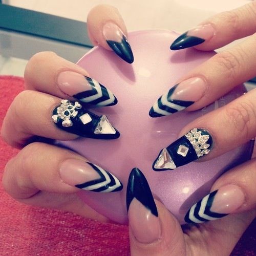 Black Stiletto Nail Designs