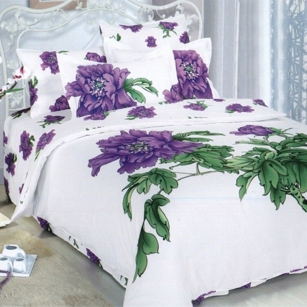 Bedspread with Purple Flowers