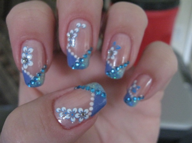 Blue Flower Nail Art