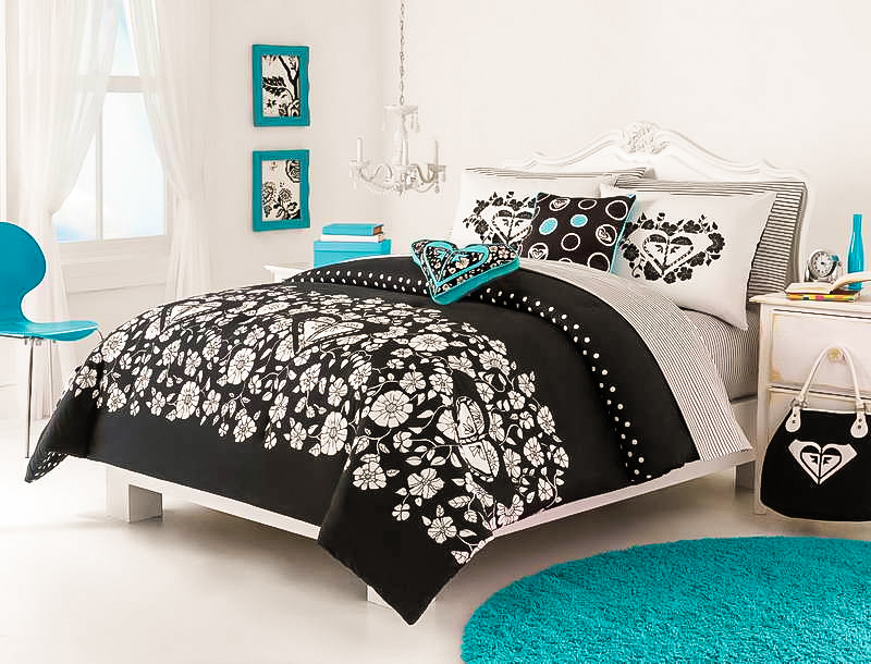 12 Graphic Design Bedding Images