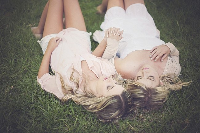 Sister Photo Shoot Ideas for Weddings