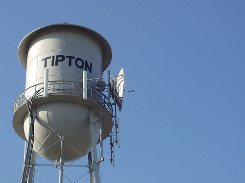 Water Tower Tipton CA Water Tower Tipton CA