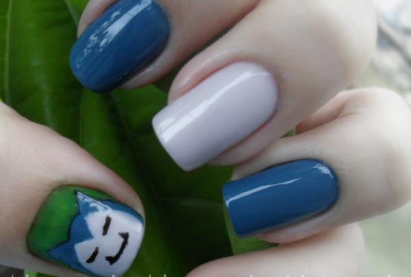 Blue and White Nail Design