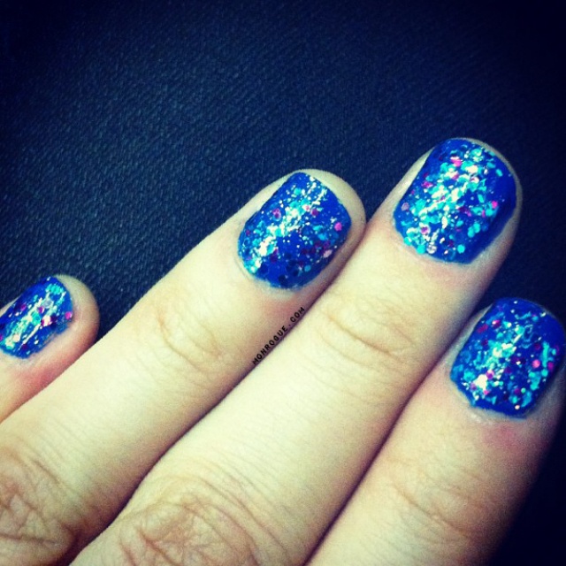 Blue Glitter Nail Design