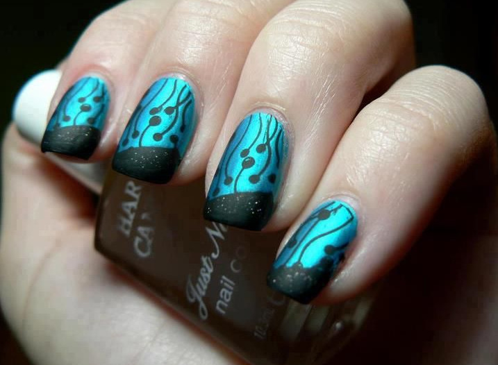 Cool Blue Nail Design