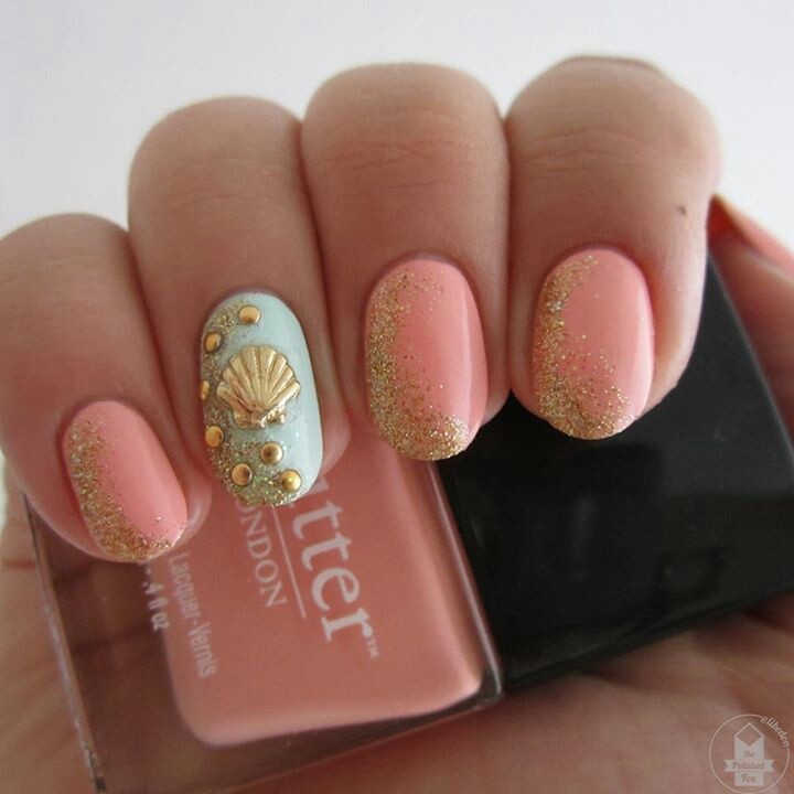 Cute Beach Nails