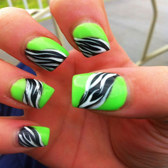 Green Nail Art Design