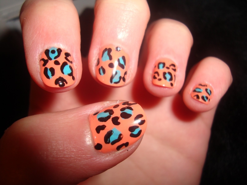 Cheetah Print Nail Art