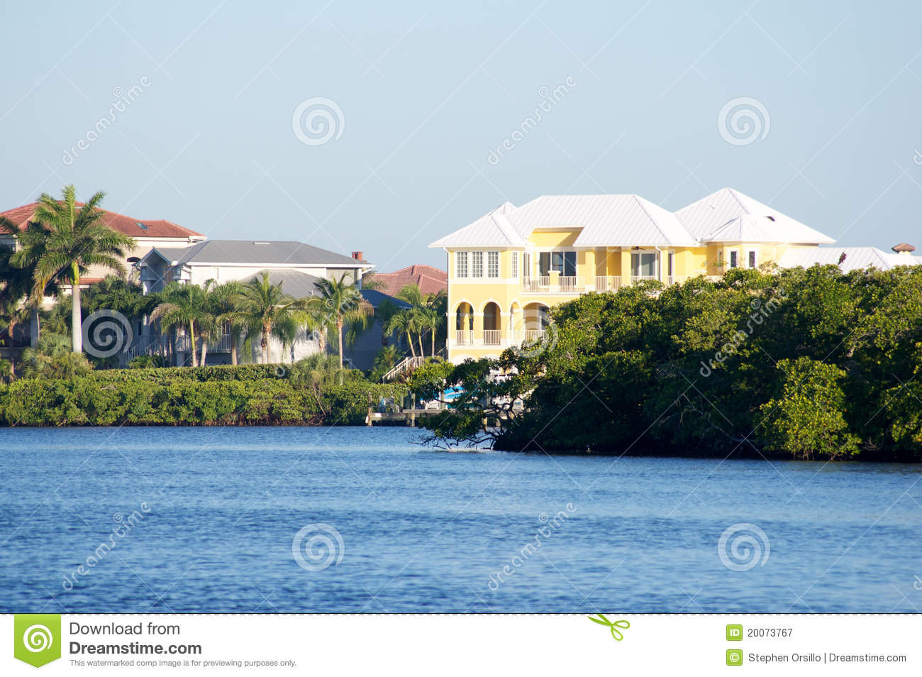 Homes On Canals Florida