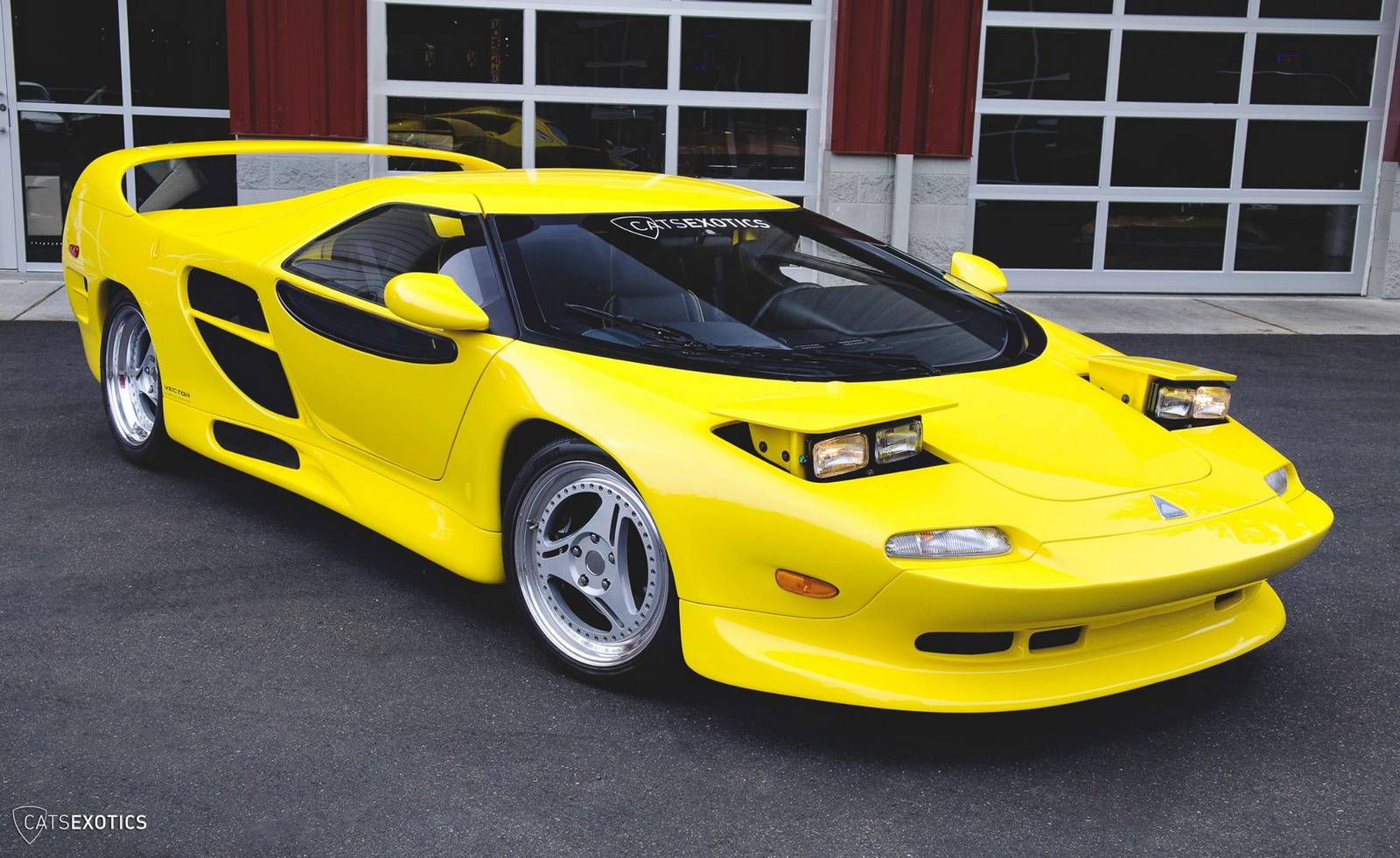 10 Yellow Vector M12 Images