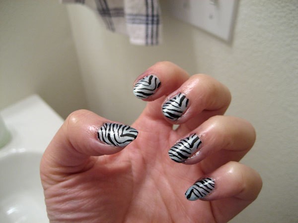 Zebra Print Nail Design