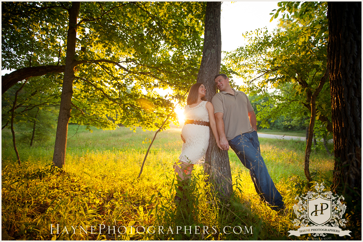 Outdoor Maternity Portraits