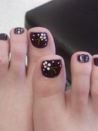 Pedicures with Flowers