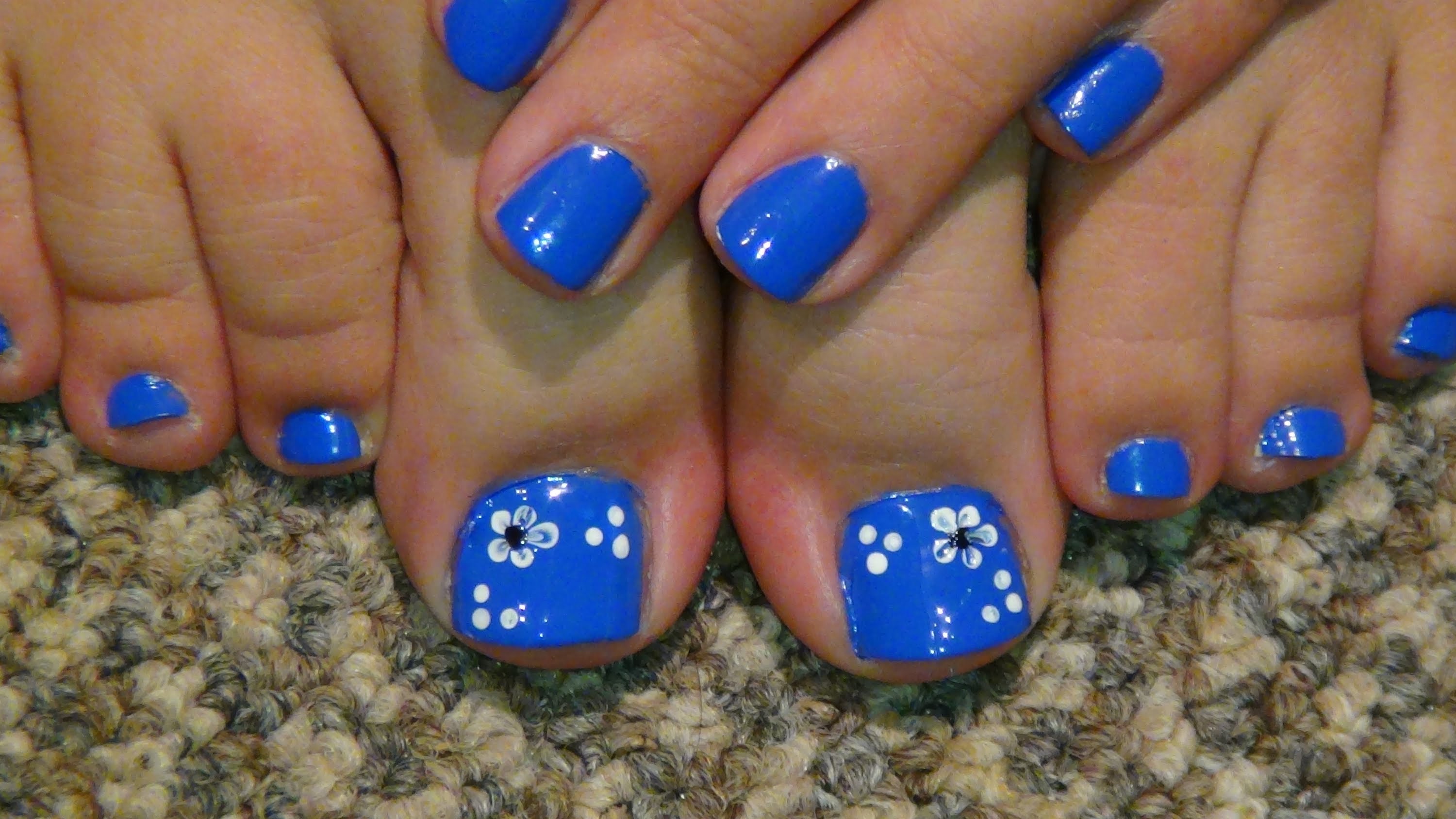 Summer Flower Pedicure Designs