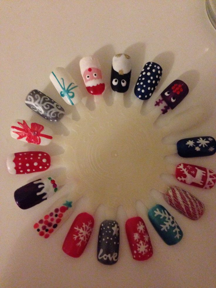 Christmas Gel Nail Art Designs