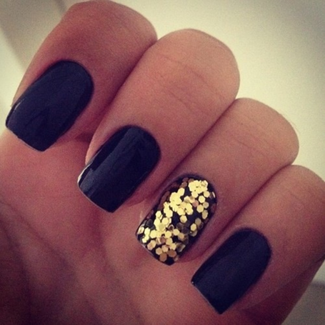 Black and Gold Nail Designs