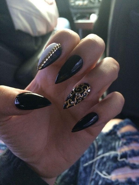 Black & Gold Stiletto Nails