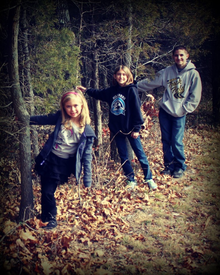 Brother and Sister Photo Shoot Idea Brother and Sister Photo Shoot Idea