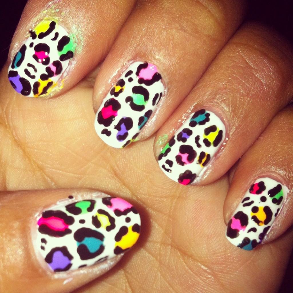 Cheetah Acrylic Nail Designs