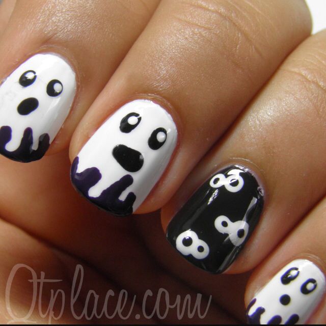 Halloween Ghost Nail Art Designs