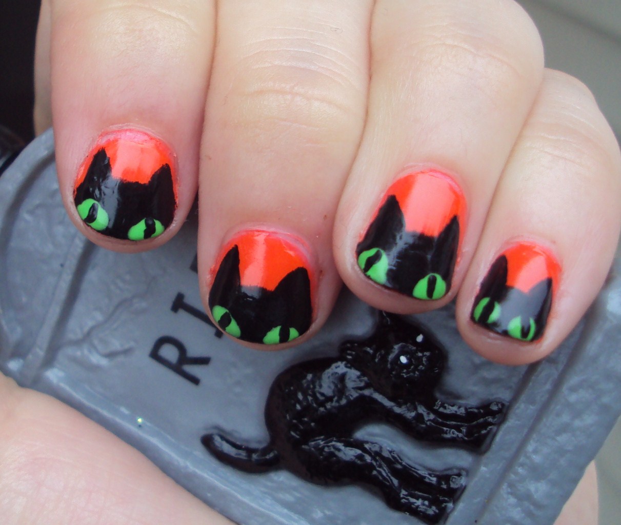 Halloween Nail Art Designs