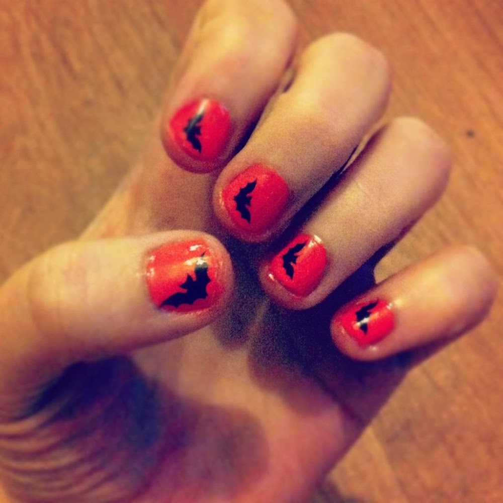 Red and Black Halloween Nail Designs