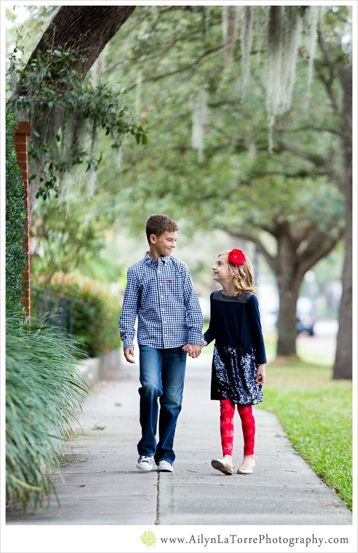 Spring Family Photo Outfit Idea Spring Family Photo Outfit Idea