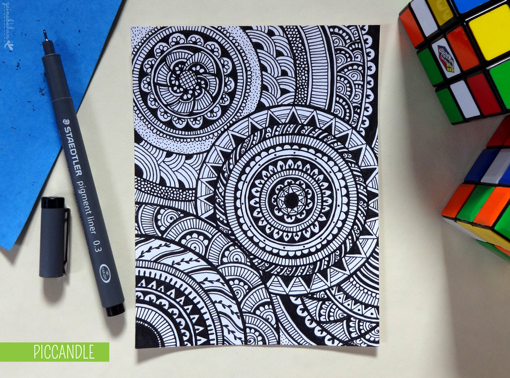 Doodle Design Circular Pattern