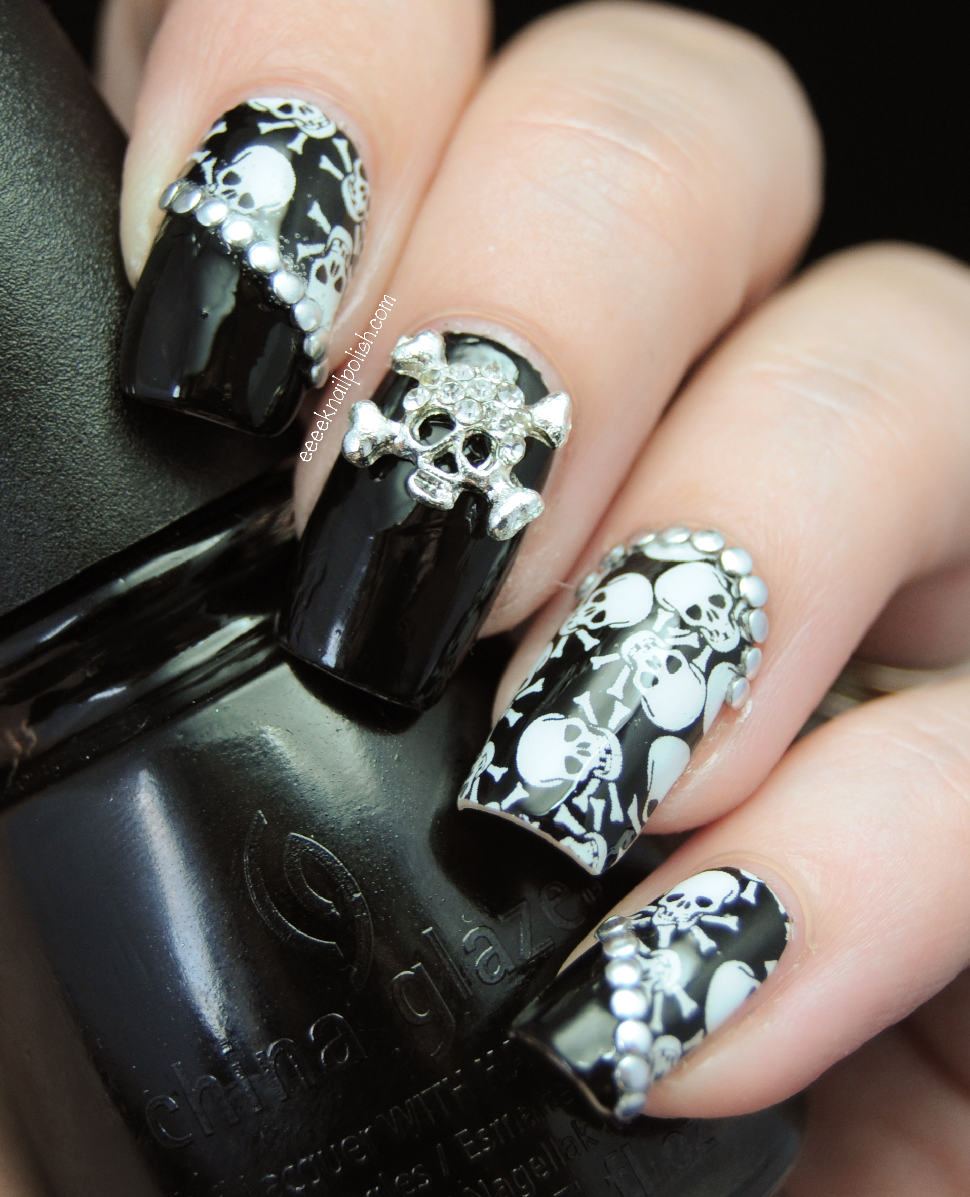 Halloween Nail Art Skulls Design Halloween Nail Art Skulls Design