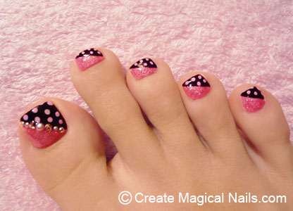 Toe Nail Design with Polka Dots