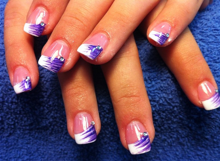 Light Purple Nail Designs