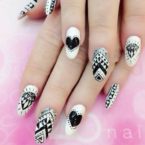 Black and White Acrylic Nail Art Black and White Acrylic Nail Art