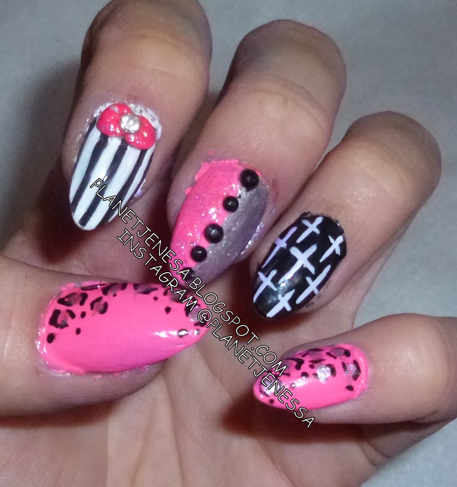 Acrylic Nail Art Design