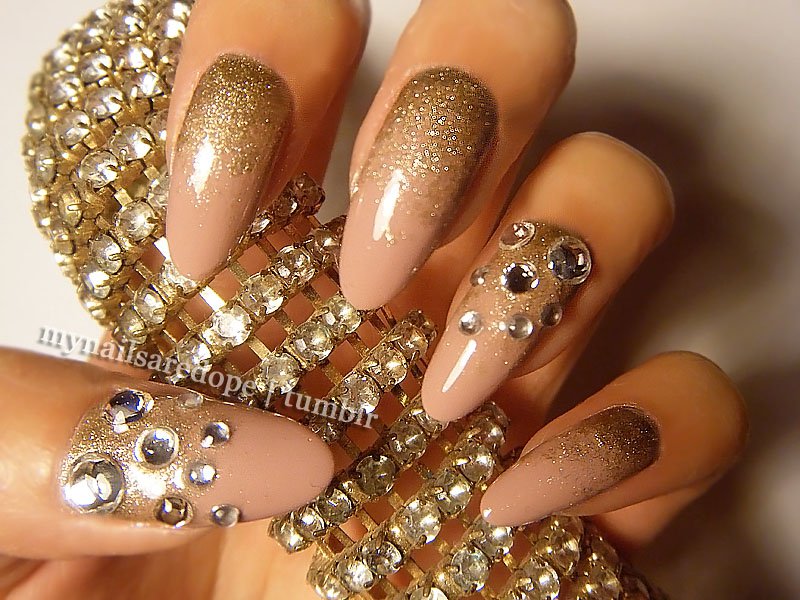 Cute Nail Designs with Gold