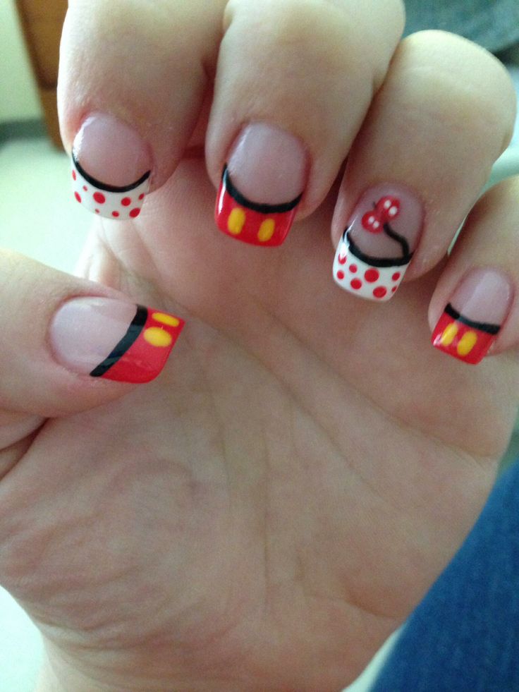 Disney Mickey Mouse Nail Art Design