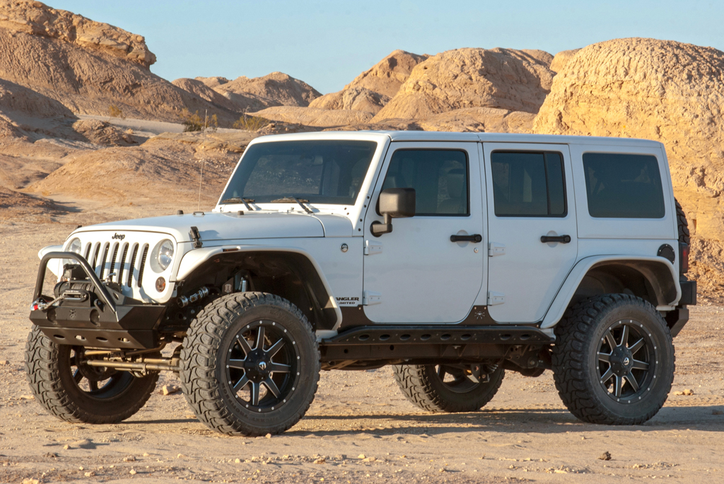 Jeep Wrangler Jk with Fuel Maverick Wheels