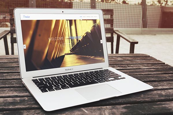 MacBook Air Mockup PSD