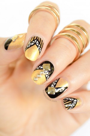 Black and Gold Nail Art Black and Gold Nail Art