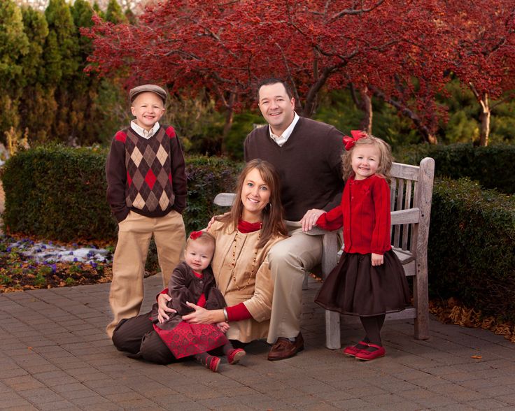 Fall Family Portrait Color Schemes