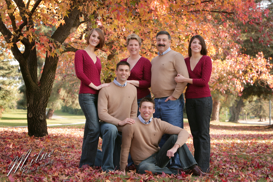 Outdoor Family Portrait Ideas Fall Colors