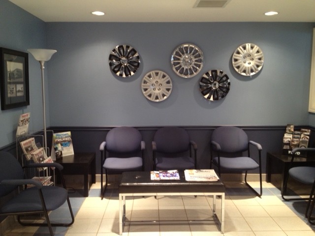 Tire Shop Waiting Rooms