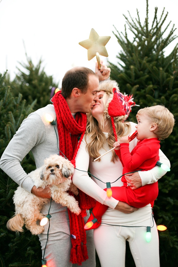 Cute Family Christmas Photo Idea