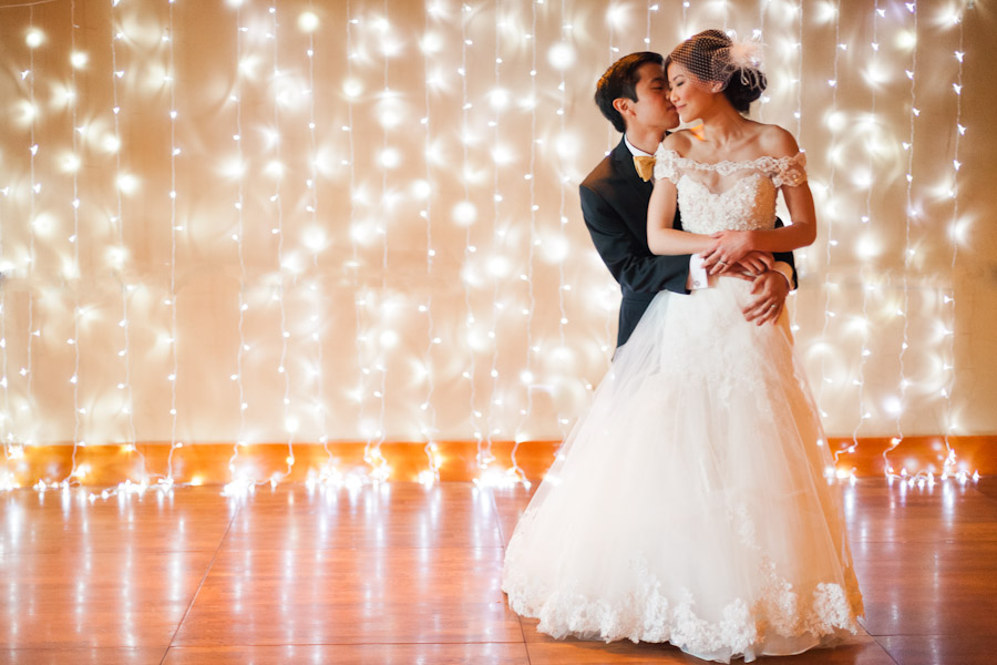 DIY Wedding Light Backdrops
