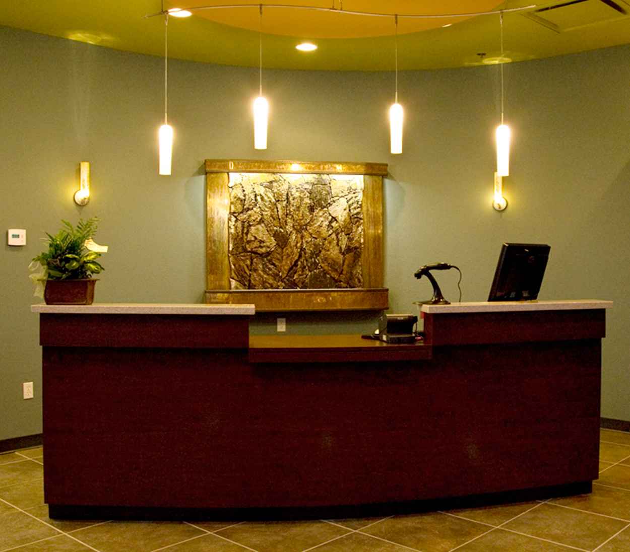 Office Reception Decorating Ideas