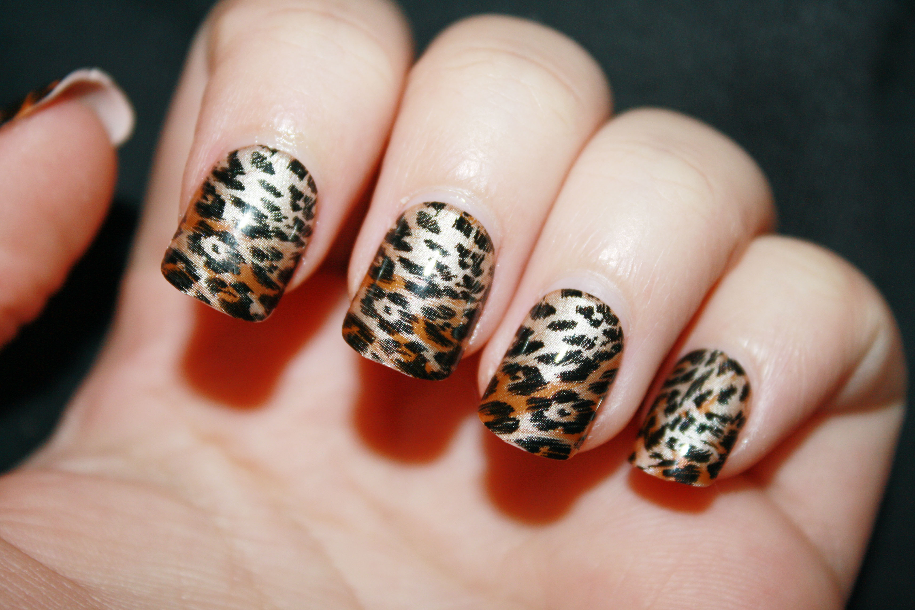 Leopard Print Nails