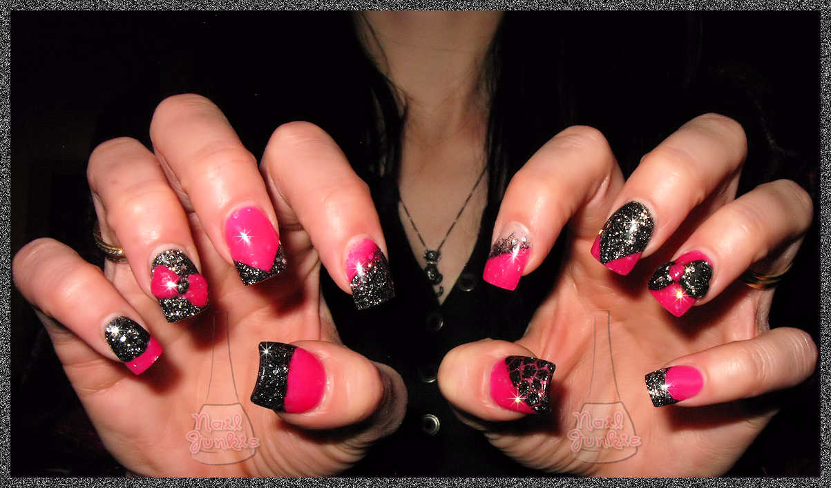 Pink and Black Glitter Nail Design Pink and Black Glitter Nail Design