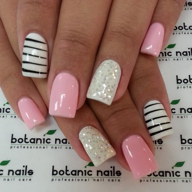 Pink and White Nail Design Pink and White Nail Design