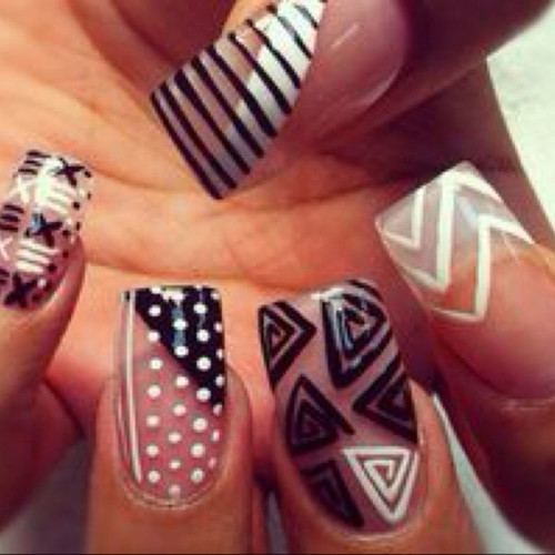 Black and White Nail Art