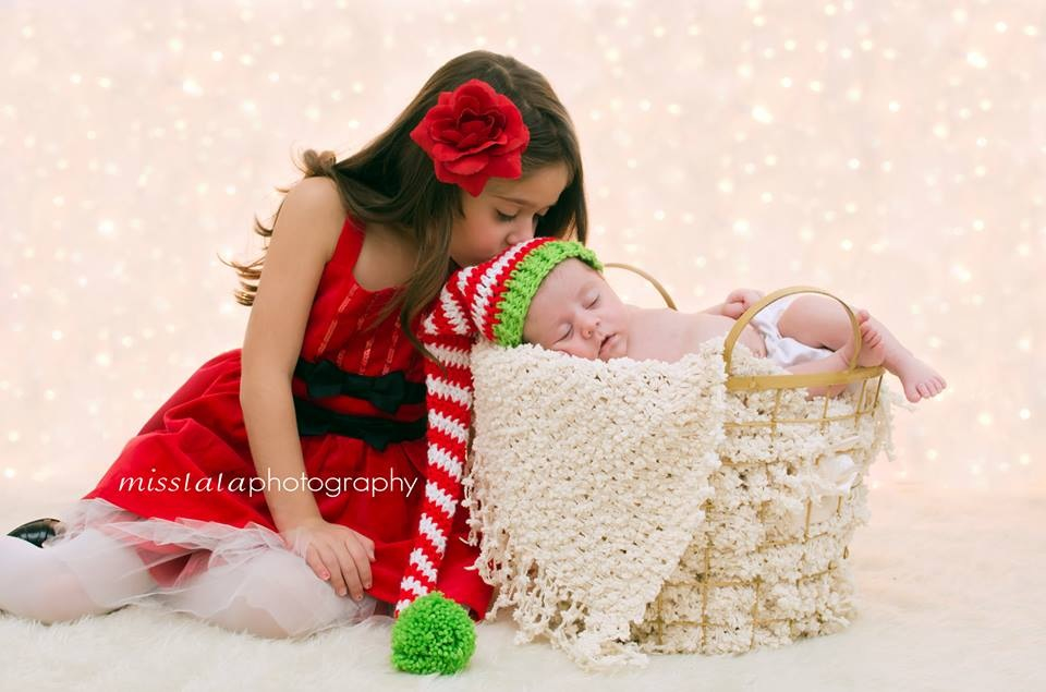 Christmas Newborn Photography Siblings