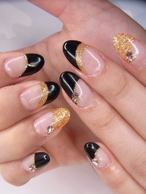 Black and Gold Tips Nail Art Designs
